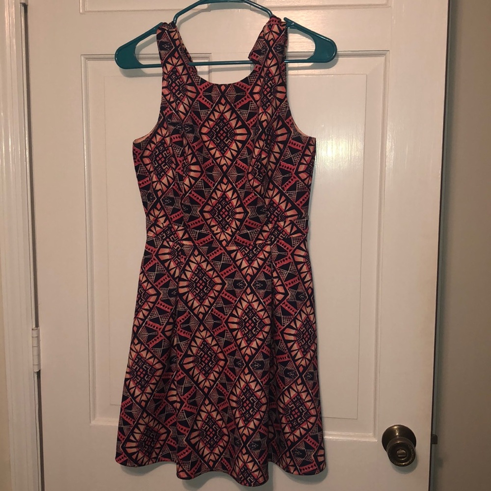 Forever 21 Contemporary Geometric Dress